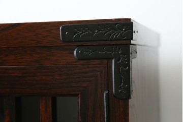 中古　美品　岩谷堂箪笥　黒金具が重厚な雰囲気を添えるサイドボード　(R-090338)