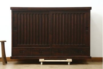 中古　美品　和光　NEW北樹　希少な廃番品　縦格子が和の雰囲気をより一層引き立てる水屋箪笥サイドボード　(R-090340)