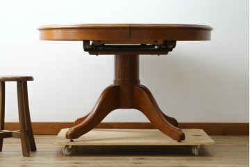 中古　美品　三越家具　COUNTRY HOUSE(カントリーハウス)　Brugge(ブルージュ)　クラシカルな佇まいが魅力の伸長式ラウンドテーブル　(R-090346)