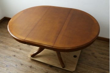 中古　美品　三越家具　COUNTRY HOUSE(カントリーハウス)　Brugge(ブルージュ)　クラシカルな佇まいが魅力の伸長式ラウンドテーブル　(R-090346)