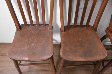 イギリスヴィンテージ　すっきりとしたシルエットのダイニングチェア4脚セット(R-090352)