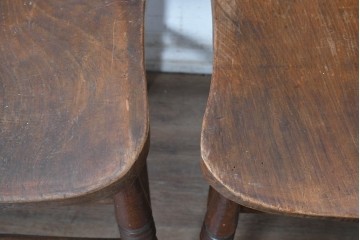イギリスヴィンテージ　すっきりとしたシルエットのダイニングチェア4脚セット(R-090353)