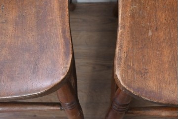 イギリスヴィンテージ　すっきりとしたシルエットのダイニングチェア4脚セット(R-090354)