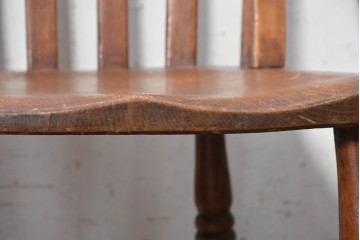 イギリスヴィンテージ　すっきりとしたシルエットのダイニングチェア4脚セット(R-090354)