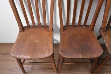 イギリスヴィンテージ　すっきりとしたシルエットのダイニングチェア4脚セット(R-090355)