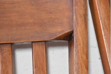 イギリスヴィンテージ　すっきりとしたシルエットのダイニングチェア4脚セット(R-090356)