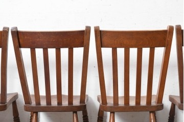 イギリスヴィンテージ　すっきりとしたシルエットのダイニングチェア4脚セット(R-090356)