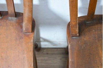 イギリスヴィンテージ　すっきりとしたシルエットのダイニングチェア3脚セット(R-090357)