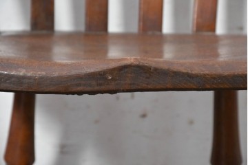 イギリスヴィンテージ　すっきりとしたシルエットのダイニングチェア3脚セット(R-090357)