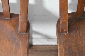 イギリスヴィンテージ　すっきりとしたシルエットのダイニングチェア2脚セット(R-090358)