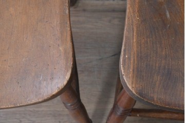 イギリスヴィンテージ　すっきりとしたシルエットのダイニングチェア2脚セット(R-090358)
