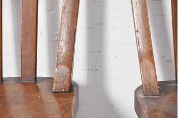 イギリスヴィンテージ　すっきりとしたシルエットのダイニングチェア2脚セット(R-090359)