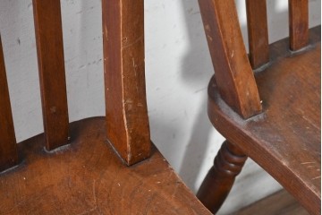 イギリスヴィンテージ　すっきりとしたシルエットのダイニングチェア2脚セット(R-090359)
