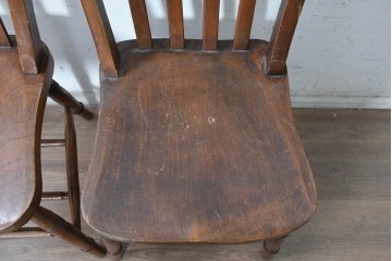 イギリスヴィンテージ　すっきりとしたシルエットのダイニングチェア2脚セット(R-090359)