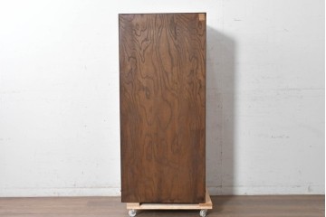 中古　岩谷堂箪笥　引き出し7杯　牡丹文様の飾り金具と豊かな木目が魅力の縦型チェスト　(R-090361)