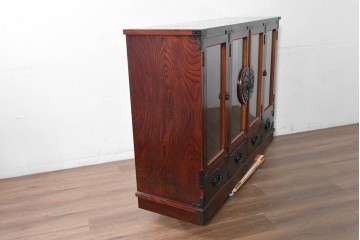 中古　美品　岩谷堂箪笥　重厚な木目と金具が存在感を放つサイドボード　(R-090362)