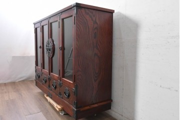中古　美品　岩谷堂箪笥　重厚な木目と金具が存在感を放つサイドボード　(R-090362)