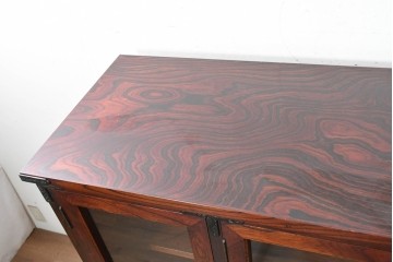 中古　美品　岩谷堂箪笥　重厚な木目と金具が存在感を放つサイドボード　(R-090362)