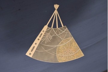 中古　美品　輪島塗　和の趣を楽しめる扇面文様の座卓　(R-090374)