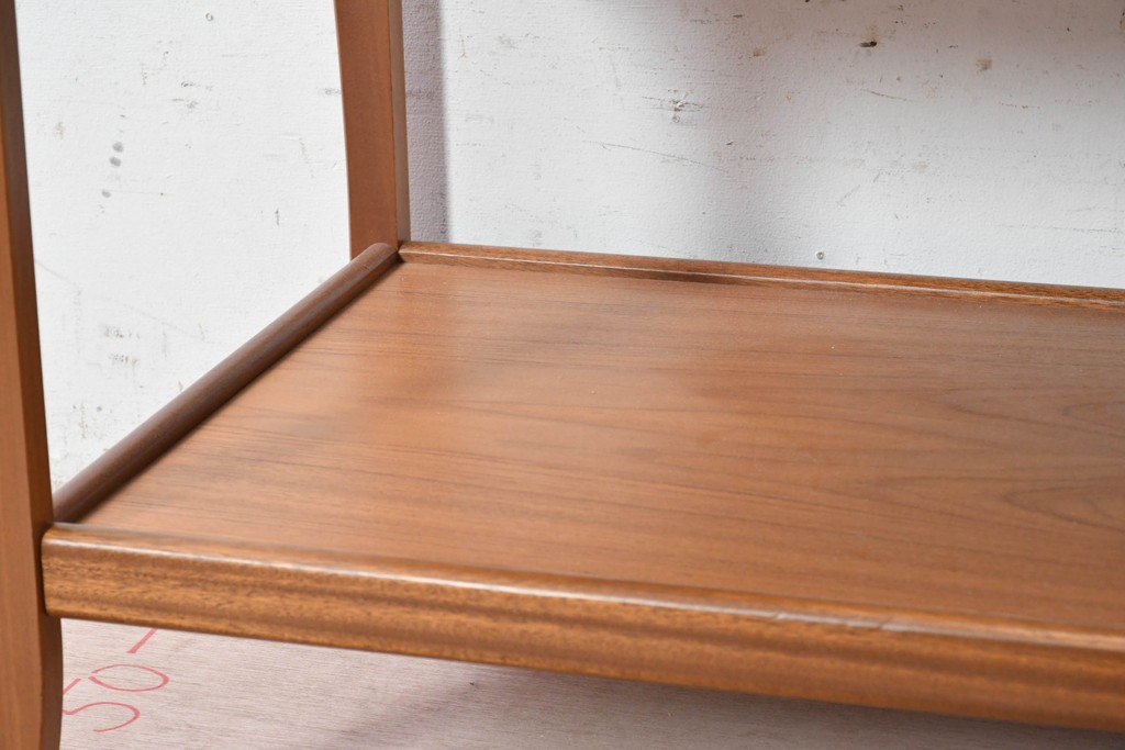 イギリスヴィンテージ　Sutcliffe furniture(サトクリフ・ファニチャー)　チーク材　スライド天板付きセンターテーブル　(R-090375)