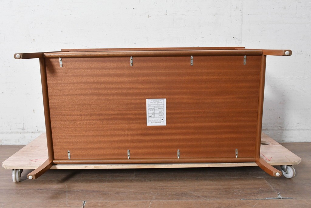 イギリスヴィンテージ　Sutcliffe furniture(サトクリフ・ファニチャー)　チーク材　スライド天板付きセンターテーブル　(R-090375)