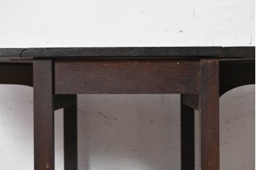 イギリスヴィンテージ　1960年頃　オーク材　力強い木目が美しい引き出し付きバタフライテーブル　(R-090377)