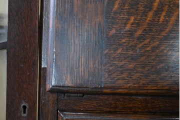 イギリスアンティーク　1920年頃　オーク材　花模様のガラス扉が可愛らしいサイドバイサイドビューローブックケース　(R-090378)