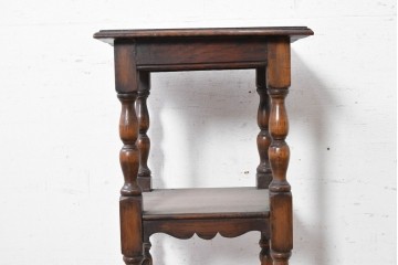 イギリスアンティーク　1920年頃　オーク材　艶やかで上品なツイストレッグの花台　(R-090382)