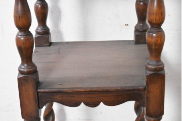 イギリスアンティーク　1920年頃　オーク材　艶やかで上品なツイストレッグの花台　(R-090382)