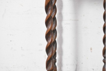 イギリスアンティーク　1920年頃　オーク材　艶やかで上品なツイストレッグの花台　(R-090382)