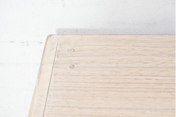 《台輪取り付け加工費込み》　中古　本場「純」会津桐使用の高級品　中沢和夫作　牡丹金具が上品な加茂総桐箪笥　(R-090385)