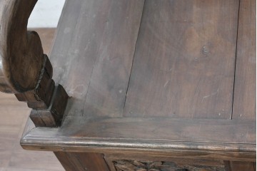 アジアンヴィンテージ　チーク材　草花の彫刻を贅沢に施した収納付きベンチ　(R-090390)