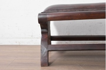 イギリスアンティーク　1930年から1950年　本革　チーク材　重厚感漂うオットマン　(R-090391)