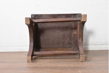 イギリスアンティーク　1930年から1950年　本革　チーク材　重厚感漂うオットマン　(R-090392)