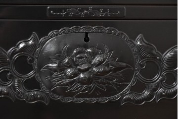 和製ヴィンテージ　美品　希少カラー!!　シックな黒漆塗りが美しい仙台箪笥　(R-090394)