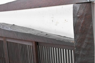 和製アンティーク　明治期　味わい深い木味が魅力の格子入り衝立　(R-090395)