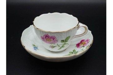 ドイツ製　Meissen(マイセン)　ベーシックフラワー　一つ花デザイン　繊細な花絵が美しいカップ&ソーサー6客セット　外箱付き　(R-090399)