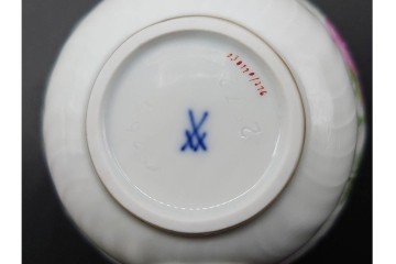 ドイツ製　Meissen(マイセン)　ベーシックフラワー　一つ花デザイン　繊細な花絵が美しいカップ&ソーサー6客セット　外箱付き　(R-090399)