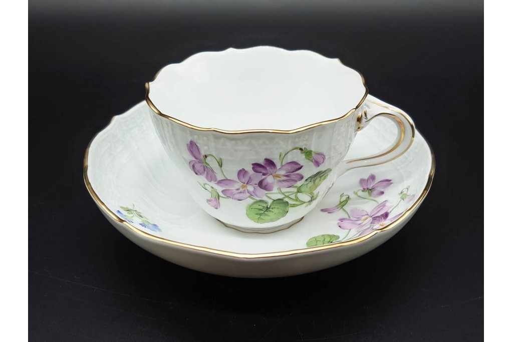 ドイツ製　Meissen(マイセン)　ベーシックフラワー　一つ花デザイン　繊細な花絵が美しいカップ&ソーサー6客セット　外箱付き　(R-090399)