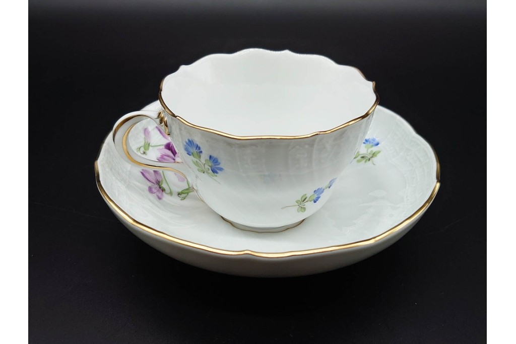 ドイツ製　Meissen(マイセン)　ベーシックフラワー　一つ花デザイン　繊細な花絵が美しいカップ&ソーサー6客セット　外箱付き　(R-090399)
