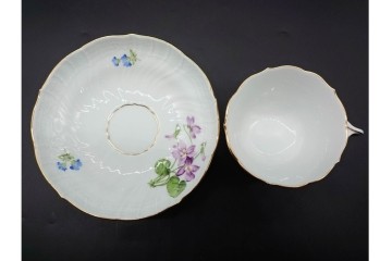 ドイツ製　Meissen(マイセン)　ベーシックフラワー　一つ花デザイン　繊細な花絵が美しいカップ&ソーサー6客セット　外箱付き　(R-090399)