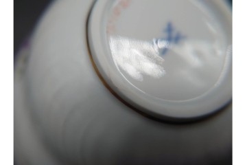 ドイツ製　Meissen(マイセン)　ベーシックフラワー　一つ花デザイン　繊細な花絵が美しいカップ&ソーサー6客セット　外箱付き　(R-090399)