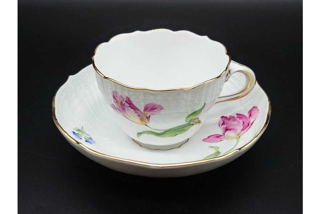 ドイツ製　Meissen(マイセン)　ベーシックフラワー　一つ花デザイン　繊細な花絵が美しいカップ&ソーサー6客セット　外箱付き　(R-090399)