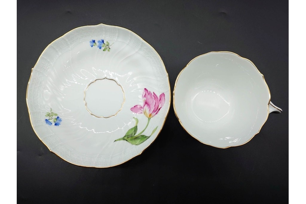 ドイツ製　Meissen(マイセン)　ベーシックフラワー　一つ花デザイン　繊細な花絵が美しいカップ&ソーサー6客セット　外箱付き　(R-090399)