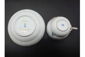 ドイツ製　Meissen(マイセン)　ベーシックフラワー　一つ花デザイン　繊細な花絵が美しいカップ&ソーサー6客セット　外箱付き　(R-090399)