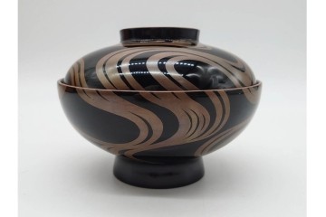 輪島塗　金井日華堂造(金井武助)　木製　漆器　優美な流水蒔絵吸物椀5点セット　共箱付き　(R-090401)