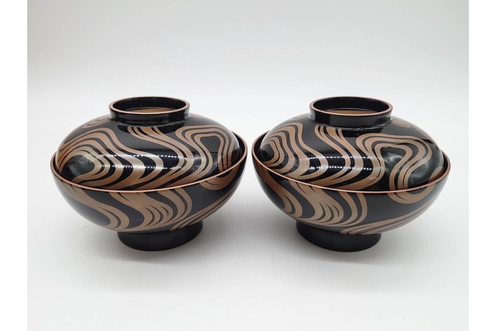 輪島塗　金井日華堂造(金井武助)　木製　漆器　優美な流水蒔絵吸物椀5点セット　共箱付き　(R-090401)