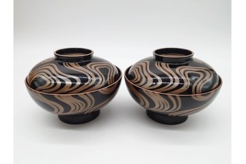輪島塗　金井日華堂造(金井武助)　木製　漆器　優美な流水蒔絵吸物椀5点セット　共箱付き　(R-090401)