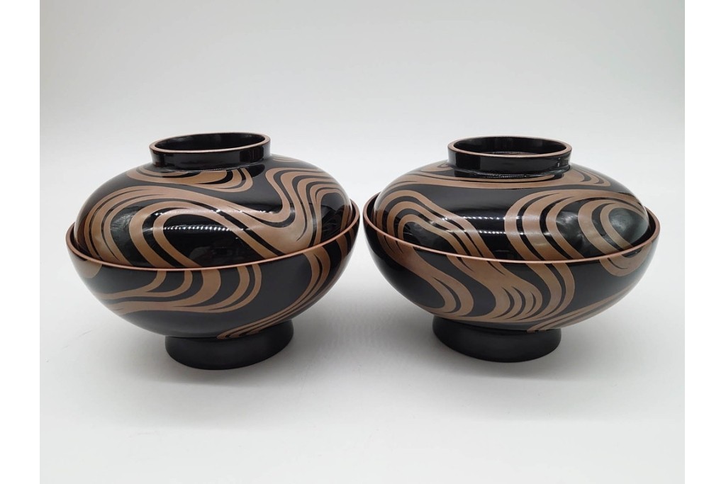 輪島塗　金井日華堂造(金井武助)　木製　漆器　優美な流水蒔絵吸物椀5点セット　共箱付き　(R-090401)