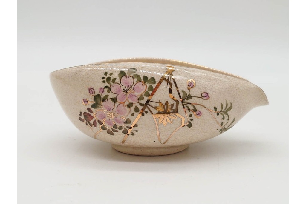 陸軍歩兵学校　分遣紀念　上品な草花文の茶器セット　(R-090403)